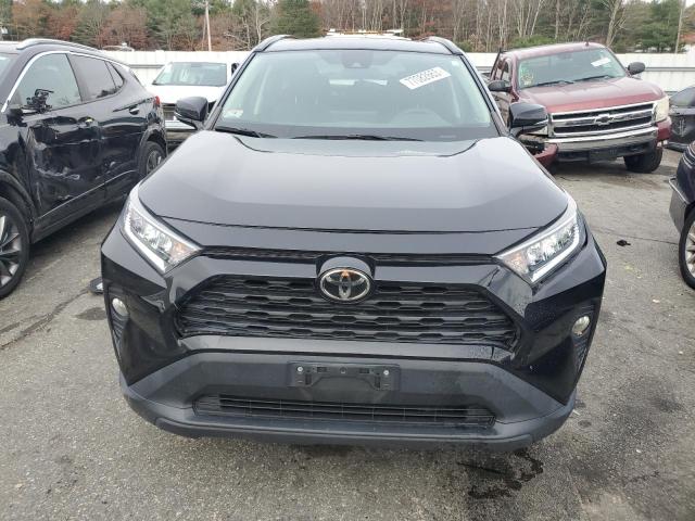 Photo 5 from auction – 2019 TOYOTA RAV4 XLE with VIN 2T3P1RFV6KC002984