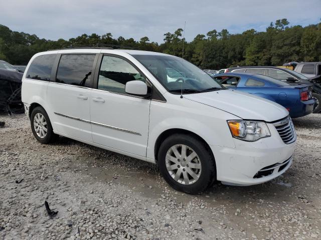 Photo 4 from auction – 2016 CHRYSLER TOWN & COU with VIN 2C4RC1BG2GR187563