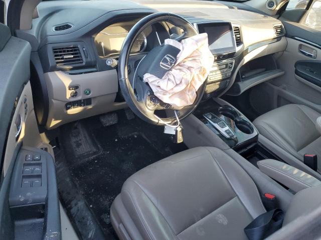Photo 8 from auction – 2016 HONDA PILOT TOUR with VIN 5FNYF6H92GB100958