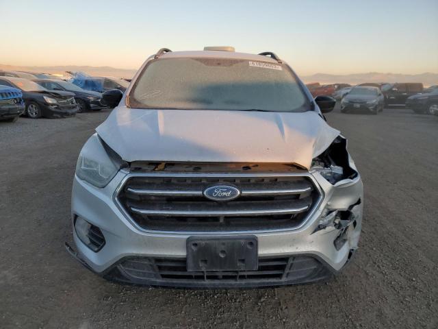 Photo 5 from auction – 2017 FORD ESCAPE SE with VIN 1FMCU9G95HUA52119