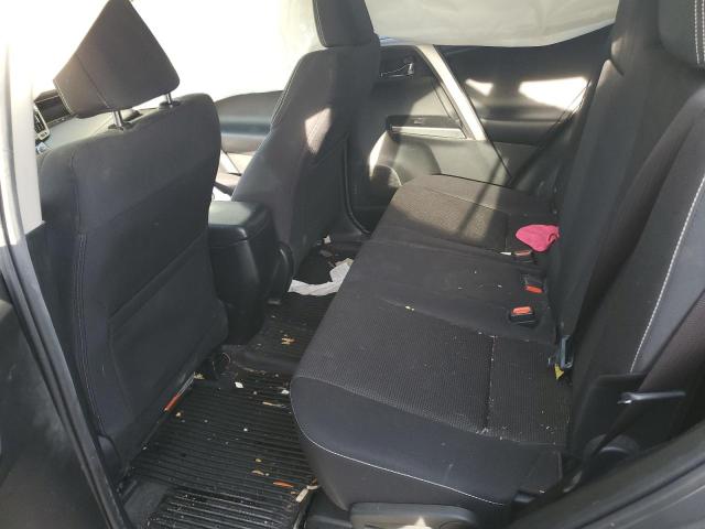 Photo 6 from auction – 2017 TOYOTA RAV4 XLE with VIN JTMRFREV0HD201481