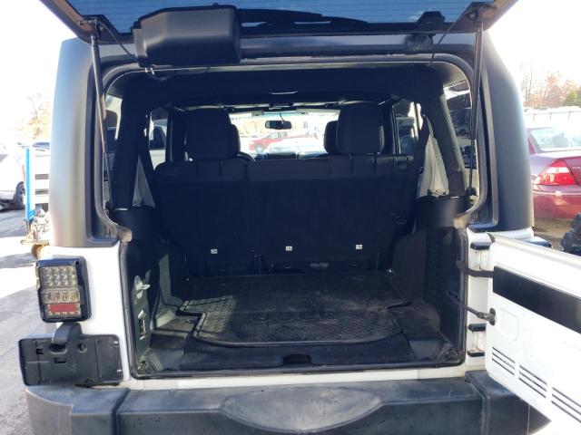 Photo 6 from auction – 2015 JEEP WRANGLER U with VIN 1C4BJWDG0FL536888