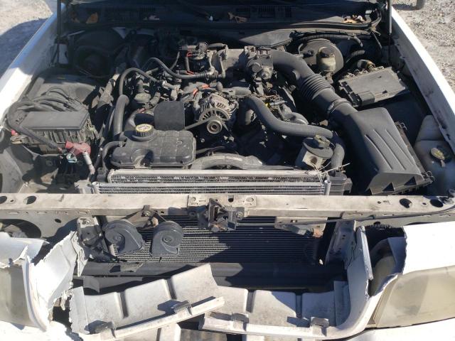 Photo 11 from auction – 2007 FORD CROWN VICT with VIN 2FAFP71W67X159009