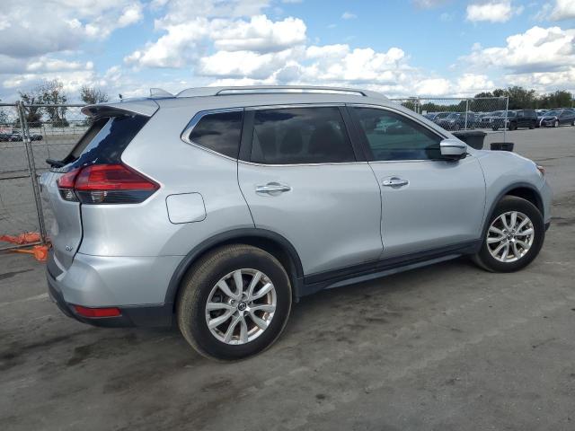 Photo 3 from auction – 2017 NISSAN ROGUE S with VIN JN8AT2MT5HW381899
