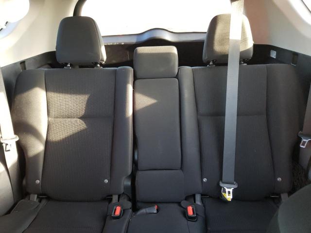 Photo 10 from auction – 2017 TOYOTA RAV4 LE with VIN 2T3BFREV8HW616536