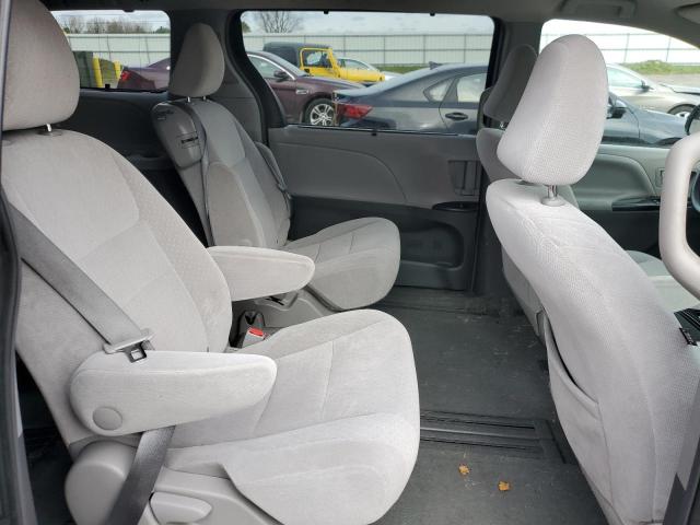 Photo 10 from auction – 2016 TOYOTA SIENNA LE with VIN 5TDKK3DC1GS715403