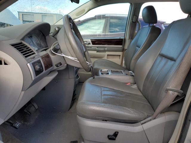 Photo 7 from auction – 2010 CHRYSLER TOWN & COU with VIN 2A4RR5DX0AR162505
