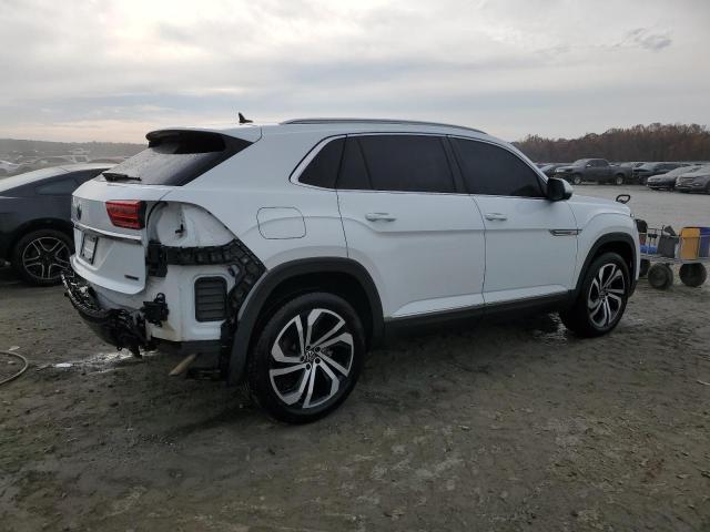 Photo 3 from auction – 2022 VOLKSWAGEN ATLAS CROS with VIN 1V2BC2CA8NC207658