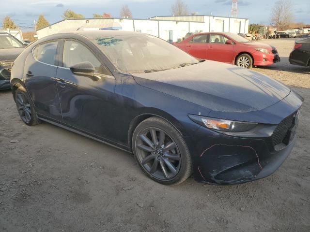 Photo 4 from auction – 2019 MAZDA 3 with VIN JM1BPAJM1K1120978