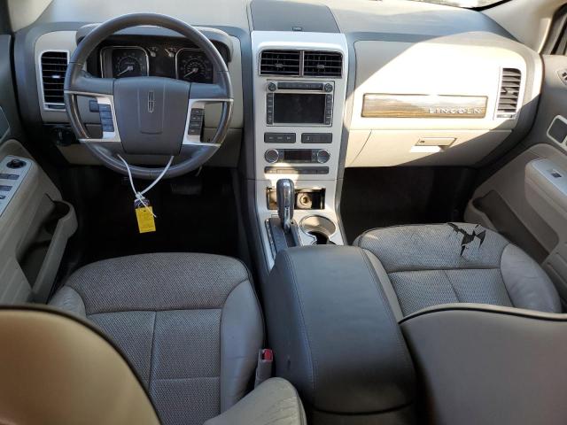 Photo 8 from auction – 2009 LINCOLN MKX with VIN 2LMDU68C99BJ05526
