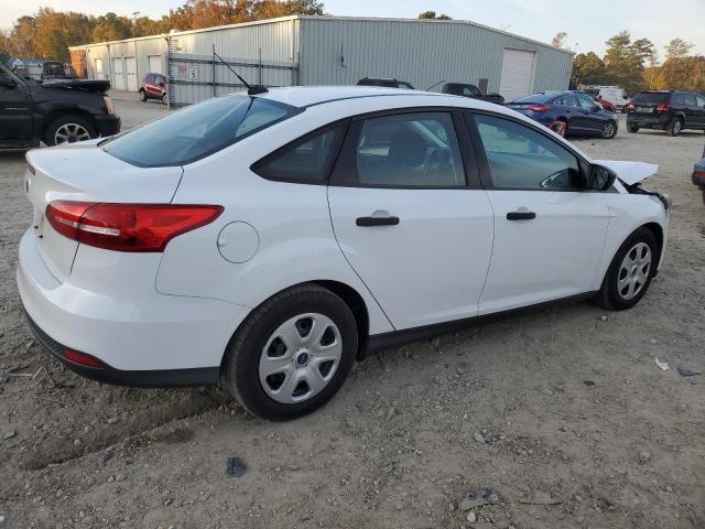 Photo 3 from auction – 2017 FORD FOCUS S with VIN 1FADP3E27HL306539