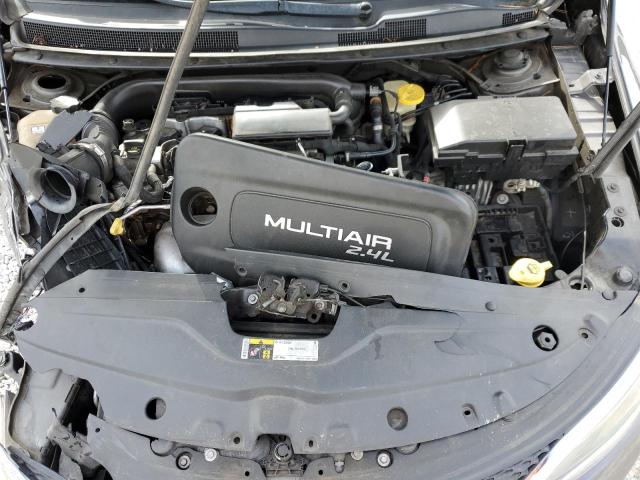 Photo 11 from auction – 2015 CHRYSLER 200 LIMITE with VIN 1C3CCCAB9FN575476