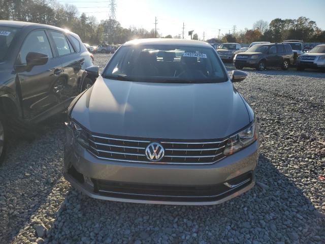 Photo 5 from auction – 2016 VOLKSWAGEN PASSAT S with VIN 1VWAT7A32GC021807