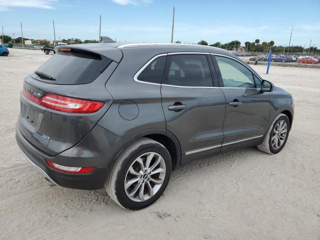 Photo 3 from auction – 2017 LINCOLN MKC SELECT with VIN 5LMCJ2C99HUL02089