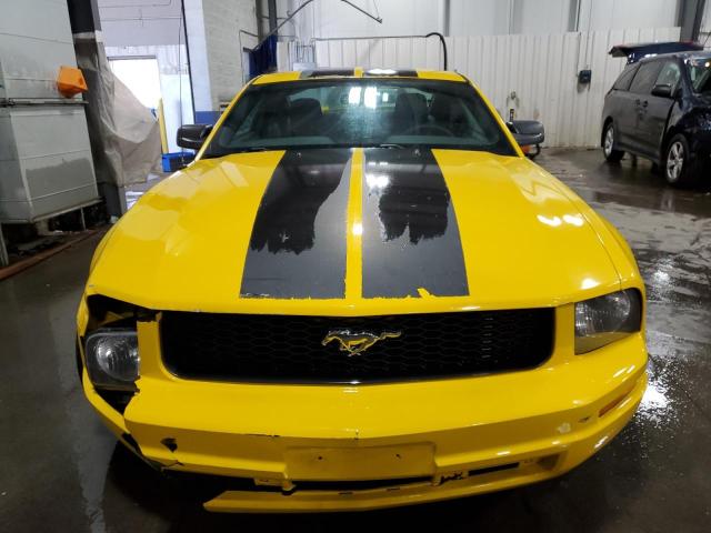 Photo 5 from auction – 2005 FORD MUSTANG with VIN 1ZVFT80N355135704