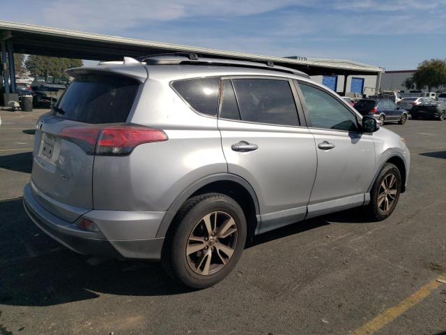 Photo 3 from auction – 2017 TOYOTA RAV4 XLE with VIN 2T3WFREV8HW335452