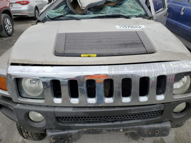Photo 11 from auction – 2007 HUMMER H3 with VIN 5GTDN13E278149210