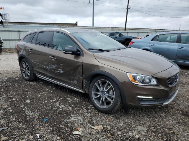 Photo 4 from auction – 2016 VOLVO V60 CROSS with VIN YV4612HK8G1010382