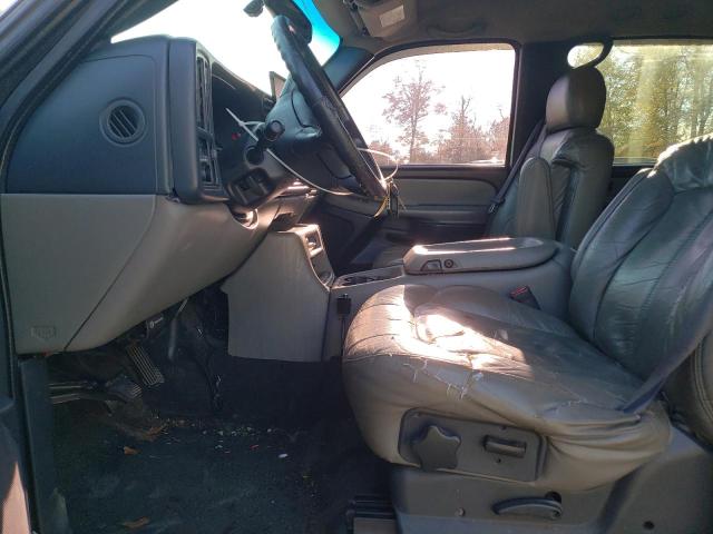 Photo 7 from auction – 2002 CHEVROLET SUBURBAN K with VIN 3GNFK16Z52G186737