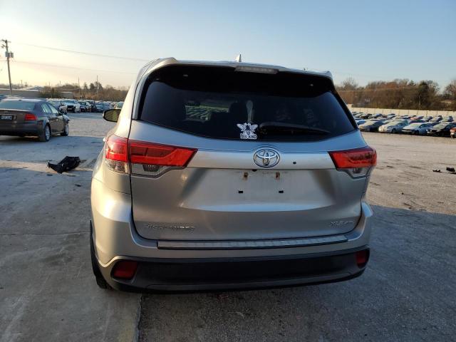 Photo 6 from auction – 2017 TOYOTA HIGHLANDER with VIN 5TDJZRFH0HS439123