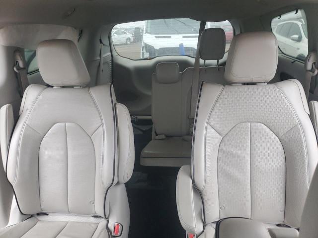 Photo 10 from auction – 2018 CHRYSLER PACIFICA H with VIN 2C4RC1N74JR169553