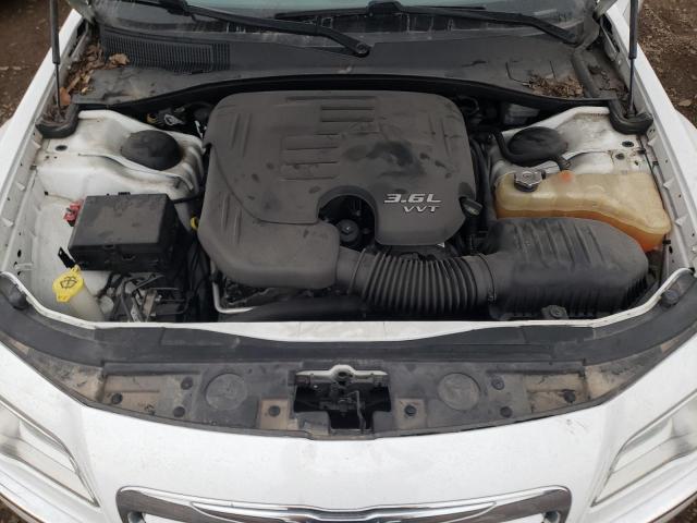Photo 11 from auction – 2011 CHRYSLER 300 LIMITE with VIN 2C3CA5CG8BH595019