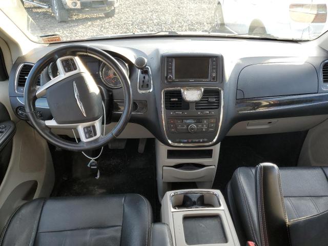Photo 8 from auction – 2016 CHRYSLER TOWN & COU with VIN 2C4RC1BG4GR268449