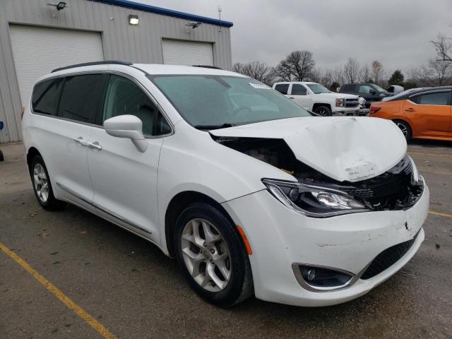 Photo 4 from auction – 2017 CHRYSLER PACIFICA T with VIN 2C4RC1BG8HR515991