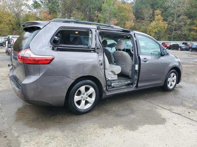 Photo 3 from auction – 2017 TOYOTA SIENNA LE with VIN 5TDKZ3DC8HS814409