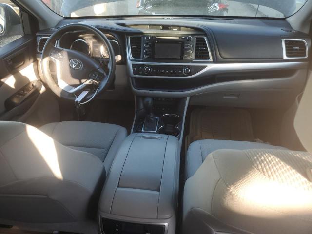 Photo 8 from auction – 2017 TOYOTA HIGHLANDER with VIN 5TDBZRFH2HS362016