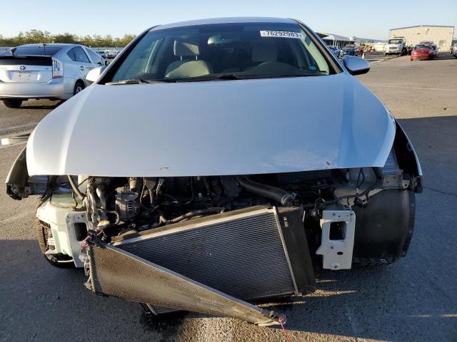 Photo 5 from auction – 2017 HYUNDAI SONATA SE with VIN 5NPE24AF9HH540360
