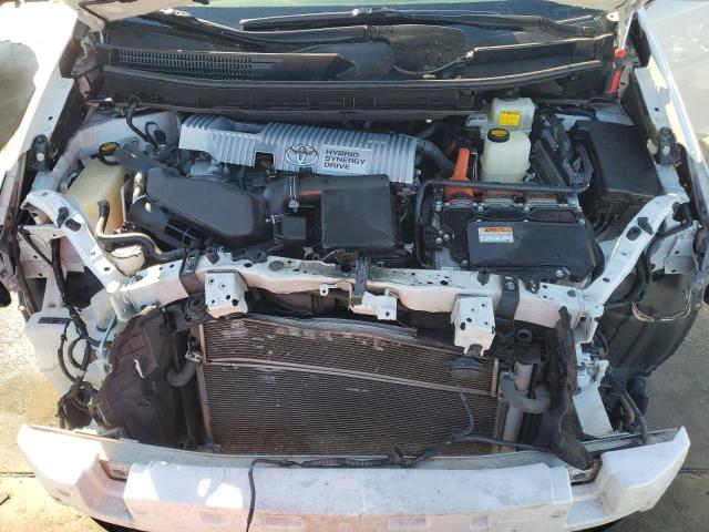 Photo 11 from auction – 2013 TOYOTA PRIUS V with VIN JTDZN3EU6D3271378