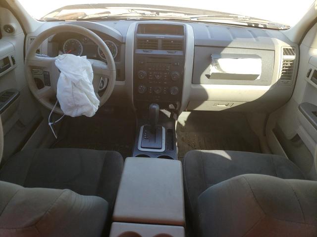Photo 8 from auction – 2011 FORD ESCAPE XLS with VIN 1FMCU0C76BKC40036