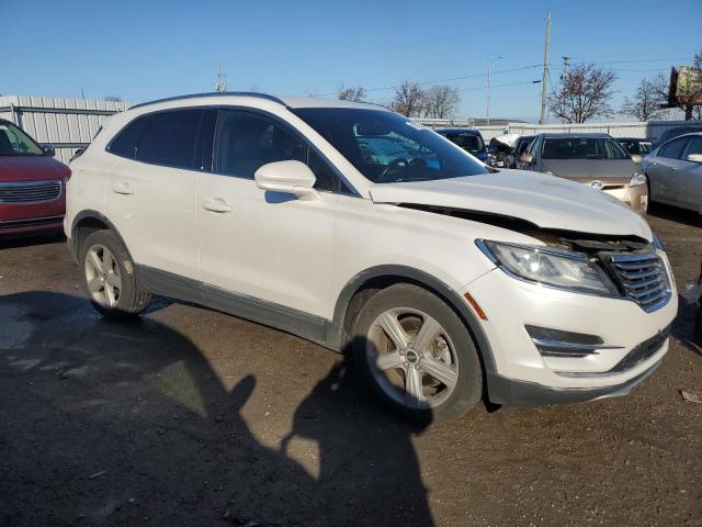 Photo 4 from auction – 2015 LINCOLN MKC with VIN 5LMCJ1A93FUJ36615