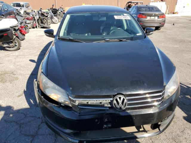 Photo 5 from auction – 2015 VOLKSWAGEN PASSAT S with VIN 1VWAT7A30FC037101