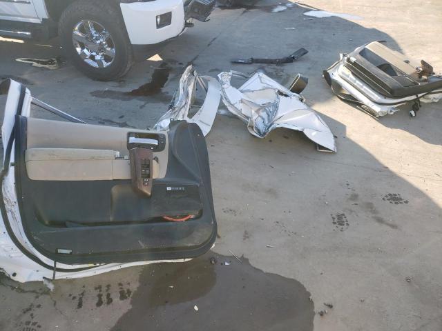 Photo 13 from auction – 2015 TOYOTA SEQUOIA PL with VIN 5TDDW5G13FS121588