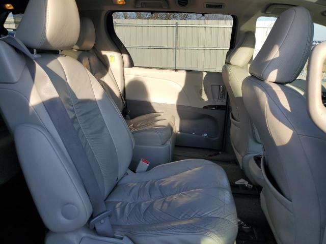 Photo 11 from auction – 2011 TOYOTA SIENNA XLE with VIN 5TDDK3DC5BS019287