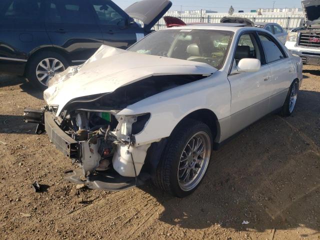 LEXUS ES300 2000 with VIN JT8BF28G5Y5089100 - Photo from auction