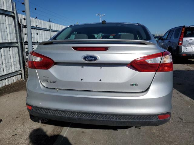 Photo 6 from auction – 2012 FORD FOCUS SE with VIN 1FAHP3F20CL321120