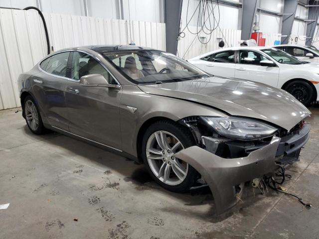 Photo 4 from auction – 2015 TESLA MODEL S 70 with VIN 5YJSA1S12FF100371