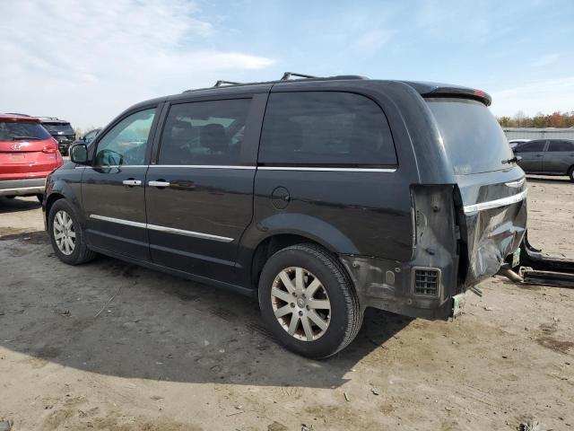 Photo 2 from auction – 2013 CHRYSLER TOWN & COU with VIN 2C4RC1BG8DR675184