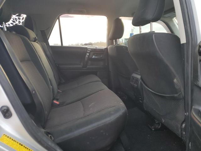 Photo 11 from auction – 2014 TOYOTA 4RUNNER SR with VIN JTEBU5JR9E5202378
