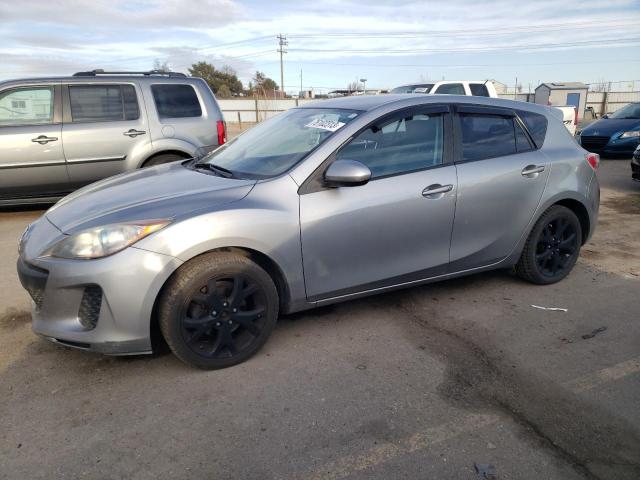 MAZDA 3 I 2012 with VIN JM1BL1L88C1675696 - Photo from auction