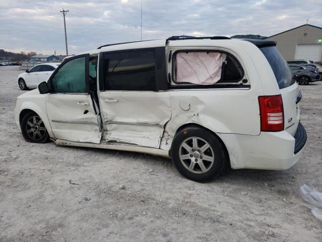Photo 2 from auction – 2010 CHRYSLER TOWN & COU with VIN 2A4RR8D13AR480485