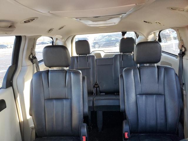 Photo 10 from auction – 2016 CHRYSLER TOWN & COU with VIN 2C4RC1BG8GR246468