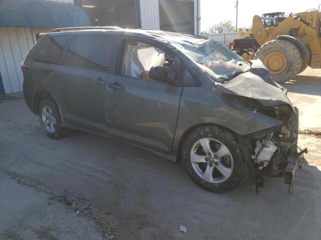 Photo 4 from auction – 2020 TOYOTA SIENNA LE with VIN 5TDKZ3DC2LS061730