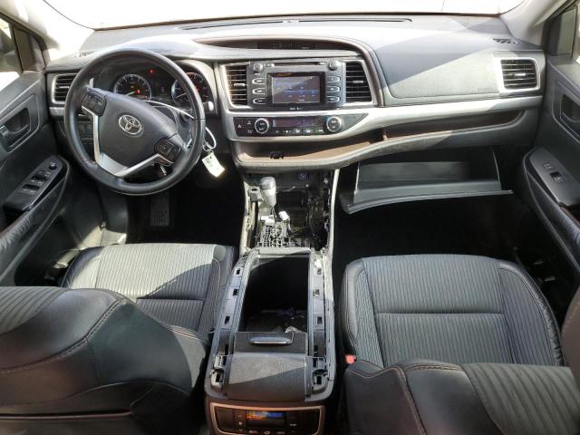 Photo 8 from auction – 2015 TOYOTA HIGHLANDER with VIN 5TDZKRFH6FS103870