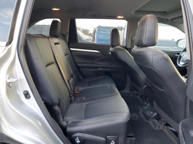 Photo 10 from auction – 2019 TOYOTA HIGHLANDER with VIN 5TDJGRFH3KS057701