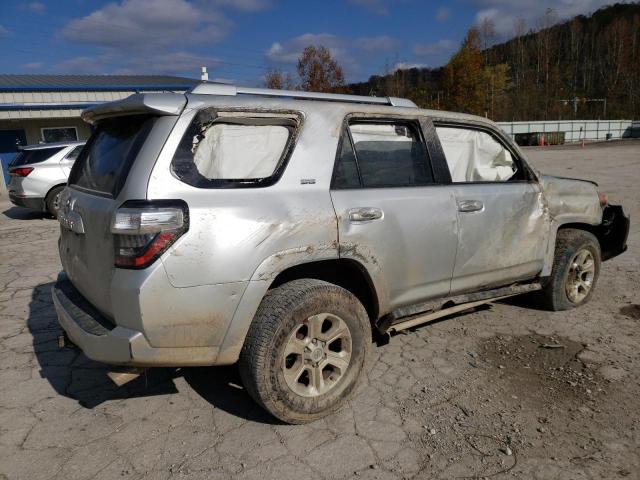 Photo 3 from auction – 2018 TOYOTA 4RUNNER SR with VIN JTEBU5JR2J5556642