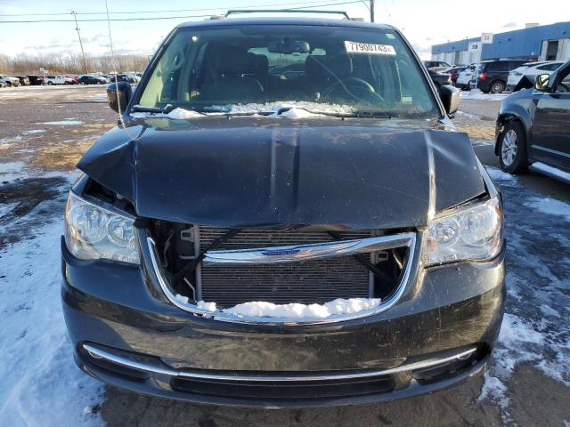 Photo 5 from auction – 2016 CHRYSLER TOWN & COU with VIN 2C4RC1BG8GR246468